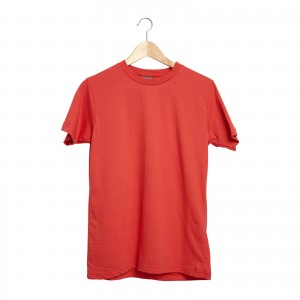 GARDENYA KIRMIZI M SIFIR YAKA TİŞÖRT