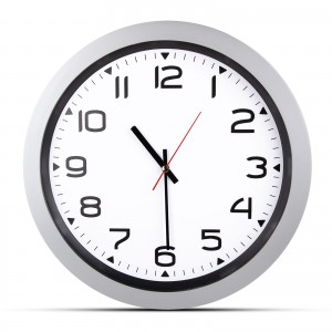 HERA GÜMÜŞ PLASTİK KASA DUVAR SAATİ (350MM) HERA GÜMÜŞ PLASTİK KASA DUVAR SAATİ (350MM)